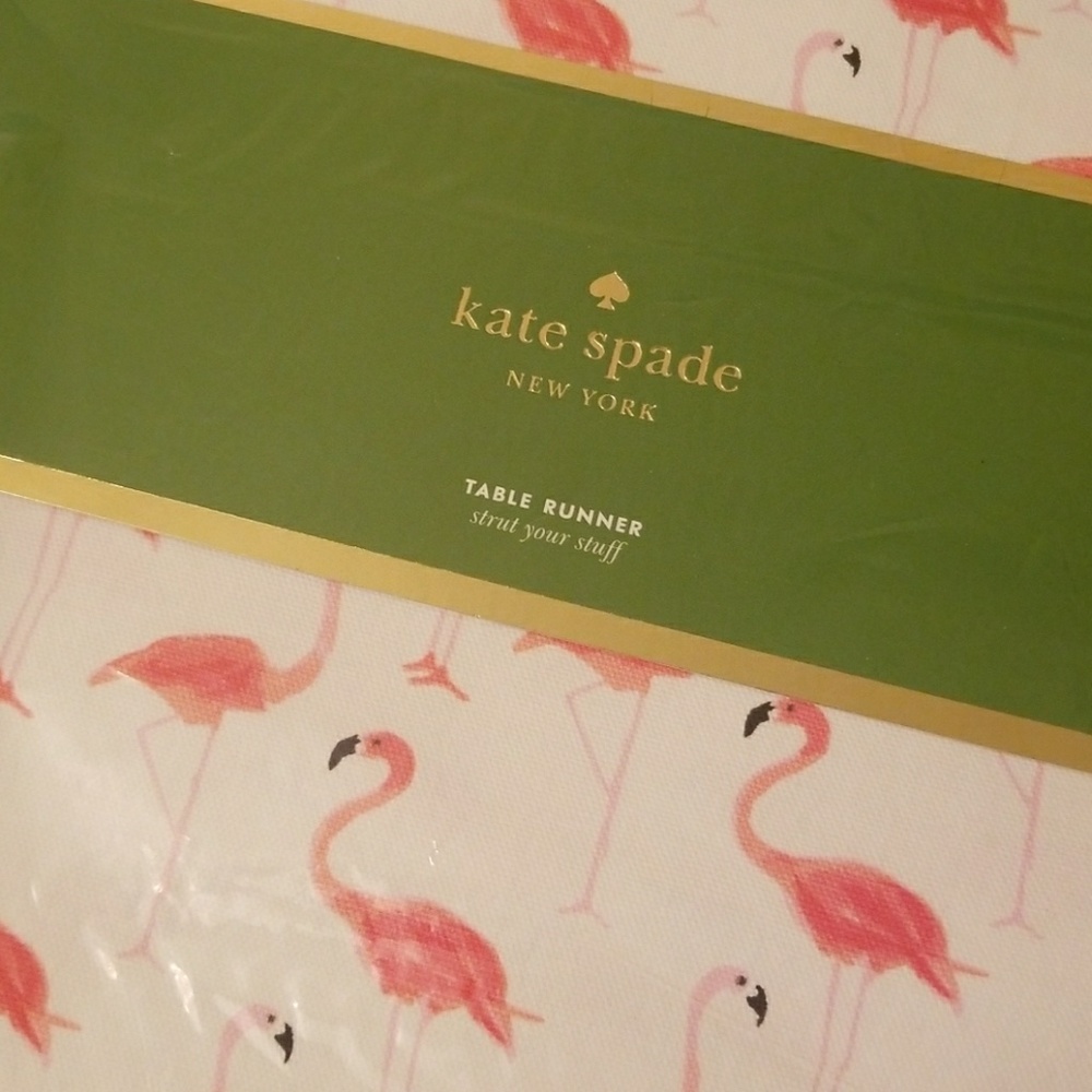 Kate Spade flamingo table runner - Picture 2 of 3